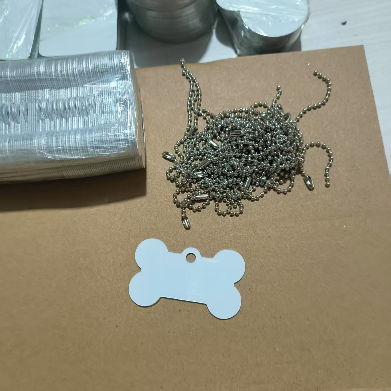 100 Buah/Lot Tag Liontin Logam - Coaster Sublimation Blank ulasan dan harga